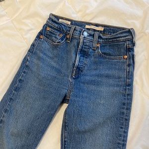Levi’s Wedgie straight jeans